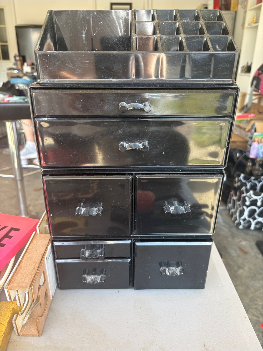 Makeup organizer